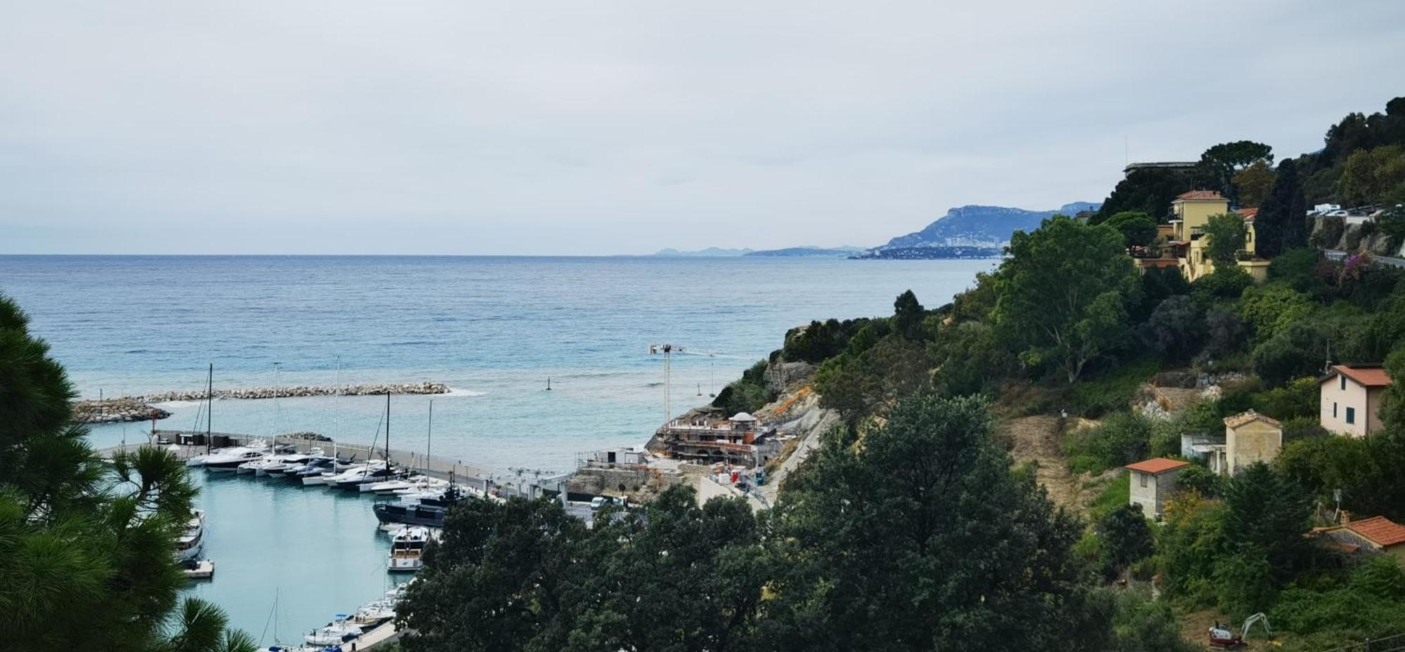 Casa Eden Apartment Ventimiglia Luaran gambar